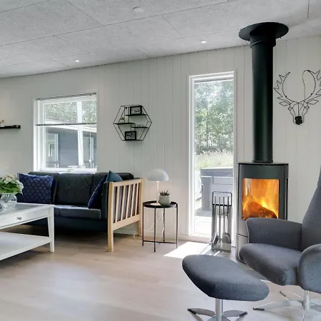 Maik - 1-5km From The Sea In Western Jutland By Interhome