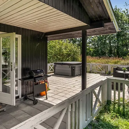 Maik - 1-5km From The Sea By Interhome