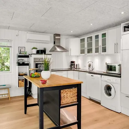 Dom wakacyjny Maik - 1-5km From The Sea By Interhome *