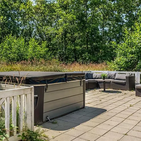 Dom wakacyjny Maik - 1-5km From The Sea By Interhome *